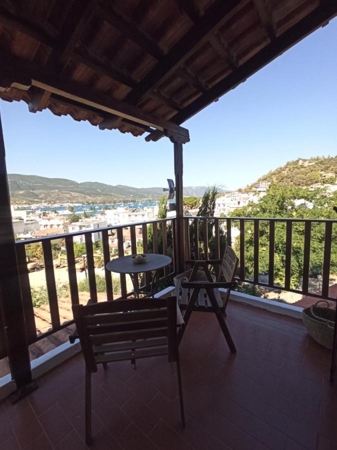 Apartamento Harmony Poros Town Exterior foto